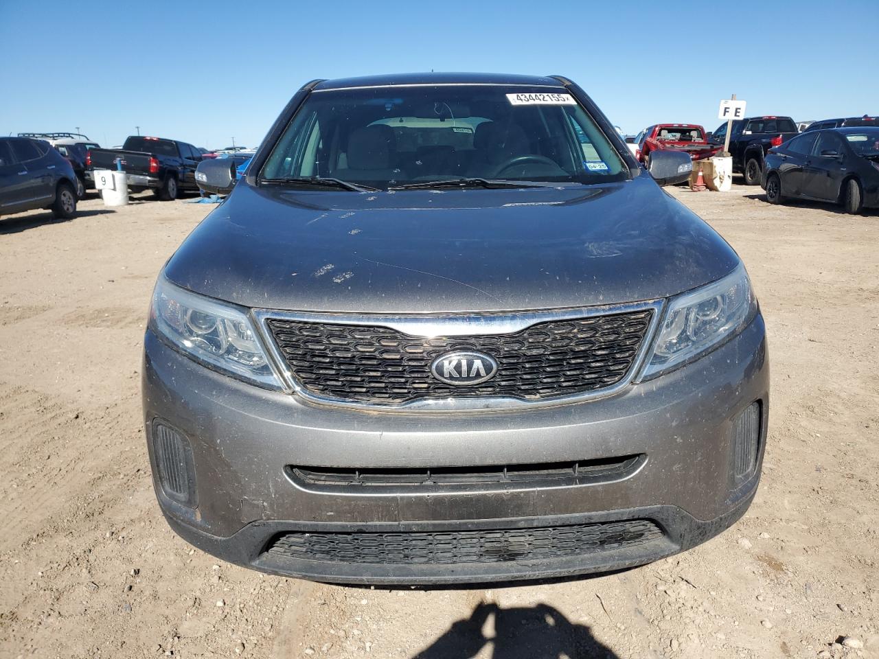 2015 KIA Sorento VIN 5XYKT3A61FG572511 Copart auction photo, rear end damage thumbnail 5