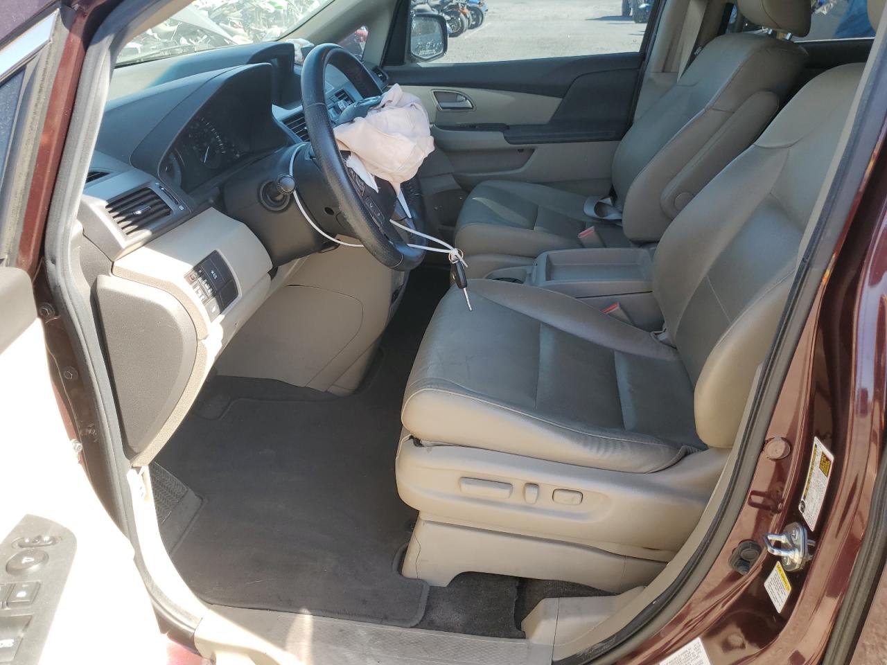 2012 Honda Odyssey VIN 5FNRL5H64CB056825 Copart auction photo, front end damage thumbnail 7