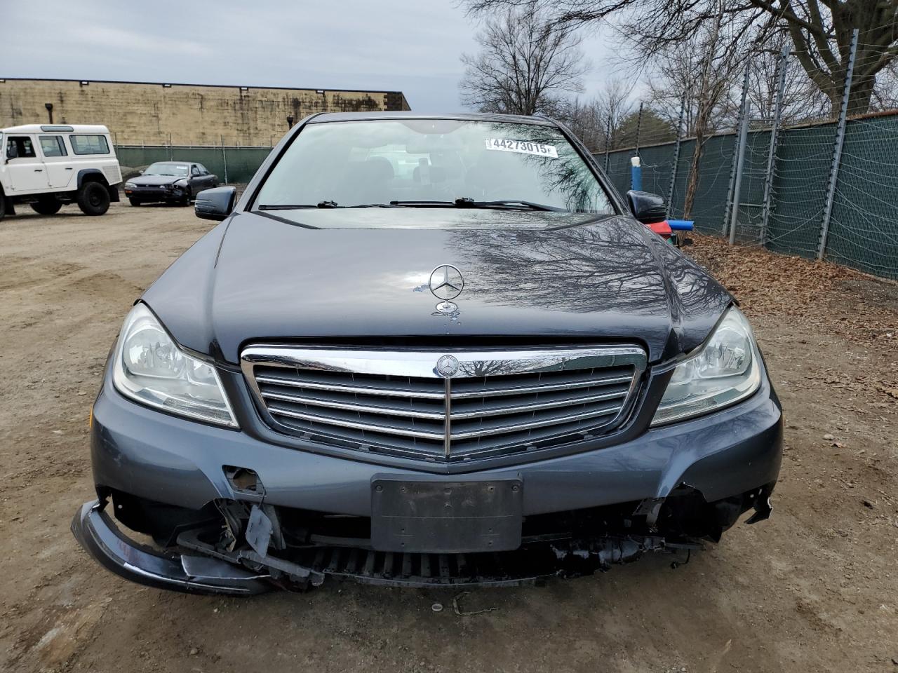 2013 Mercedes-Benz C-klasse VIN WDDGF8AB3DR250951 Copart auction photo, front end damage thumbnail 5