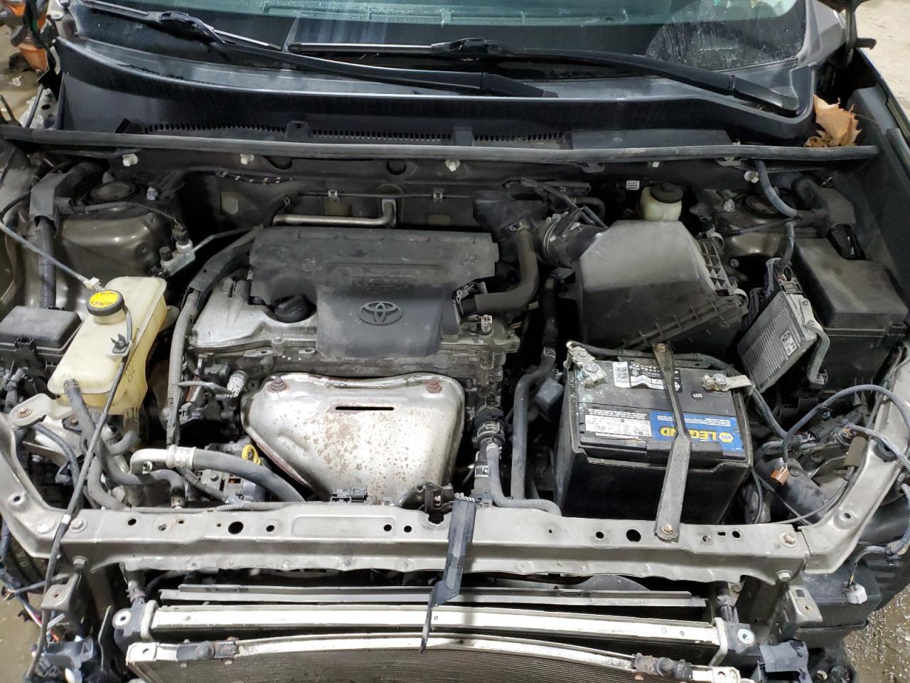 2015 Toyota RAV 4 VIN 2T3BFREVXFW233792 Copart auction photo, front end / side damage thumbnail 12