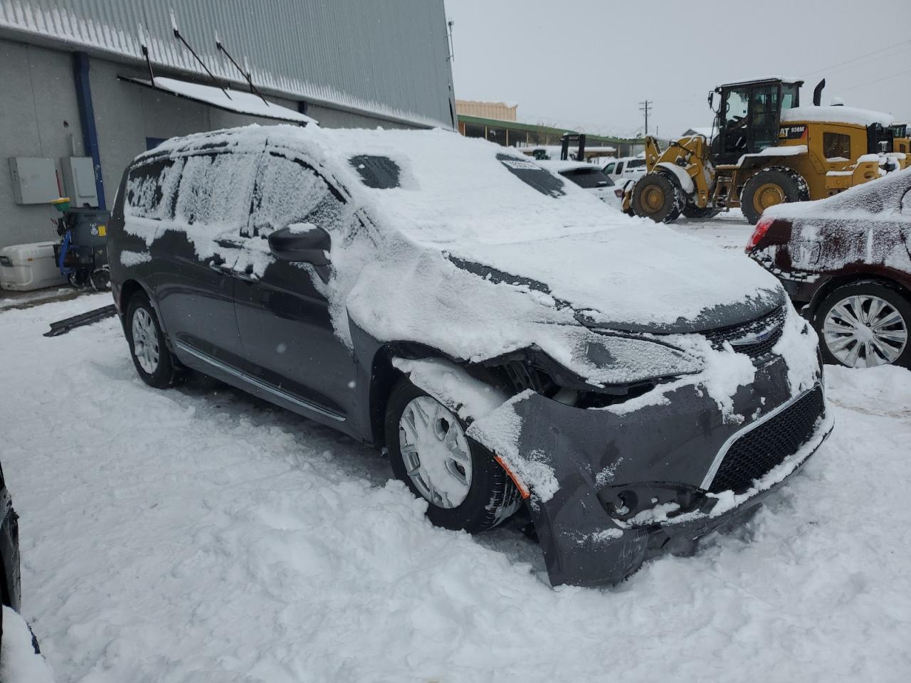2020 Chrysler Pacifica VIN 2C4RC1BG1LR284716 Copart auction photo, front end / rear end damage thumbnail 4
