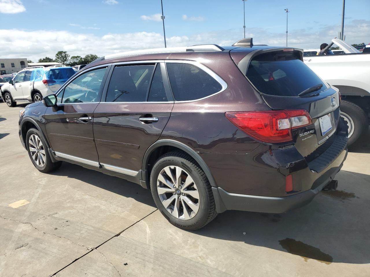 2017 Subaru Outback VIN 4S4BSETC6H3201963 Copart auction photo, water/flood damage thumbnail 2