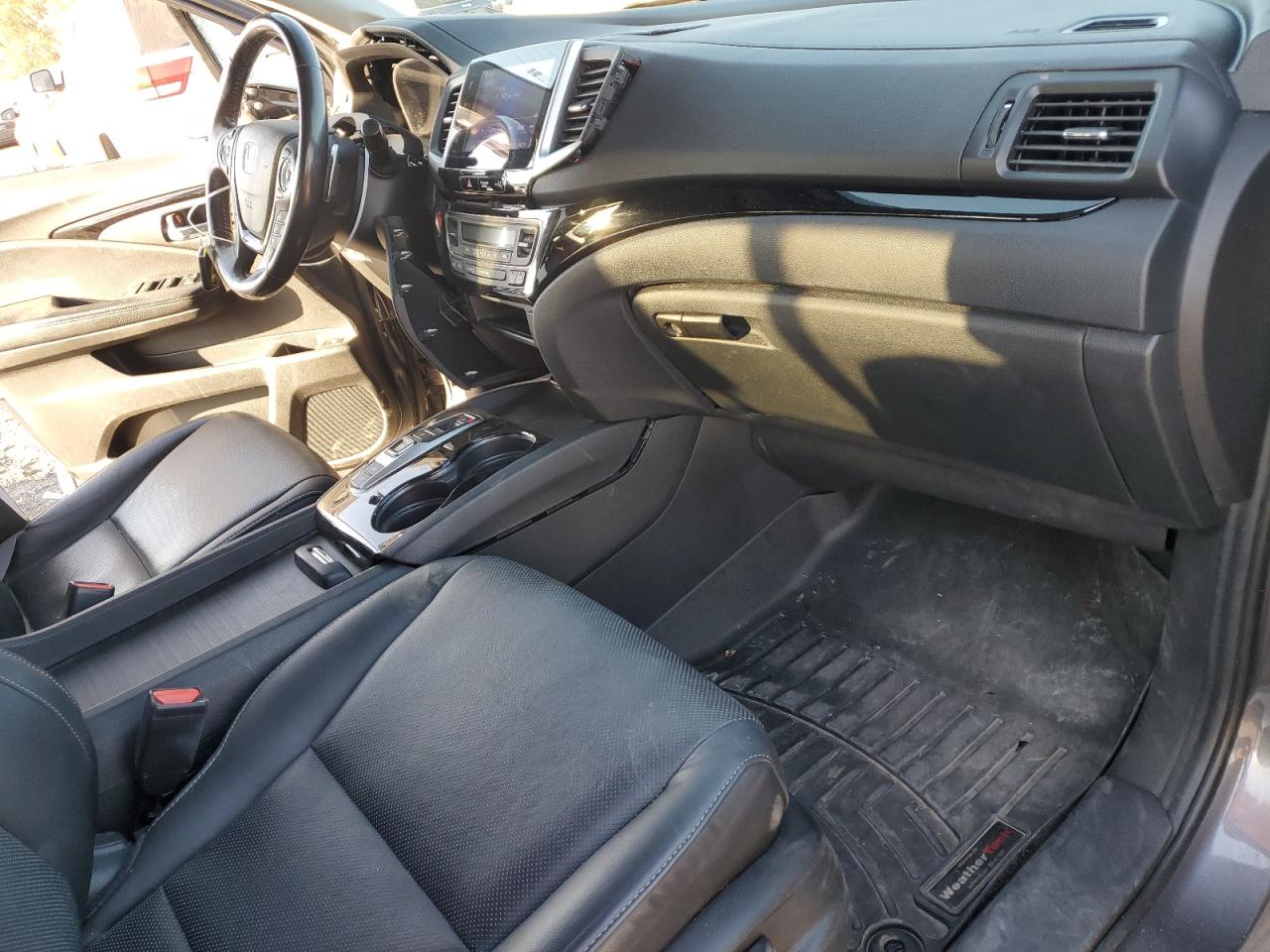 2020 Honda Ridgeline VIN 5FPYK3F71LB004980 Copart auction photo, side / front end damage thumbnail 8