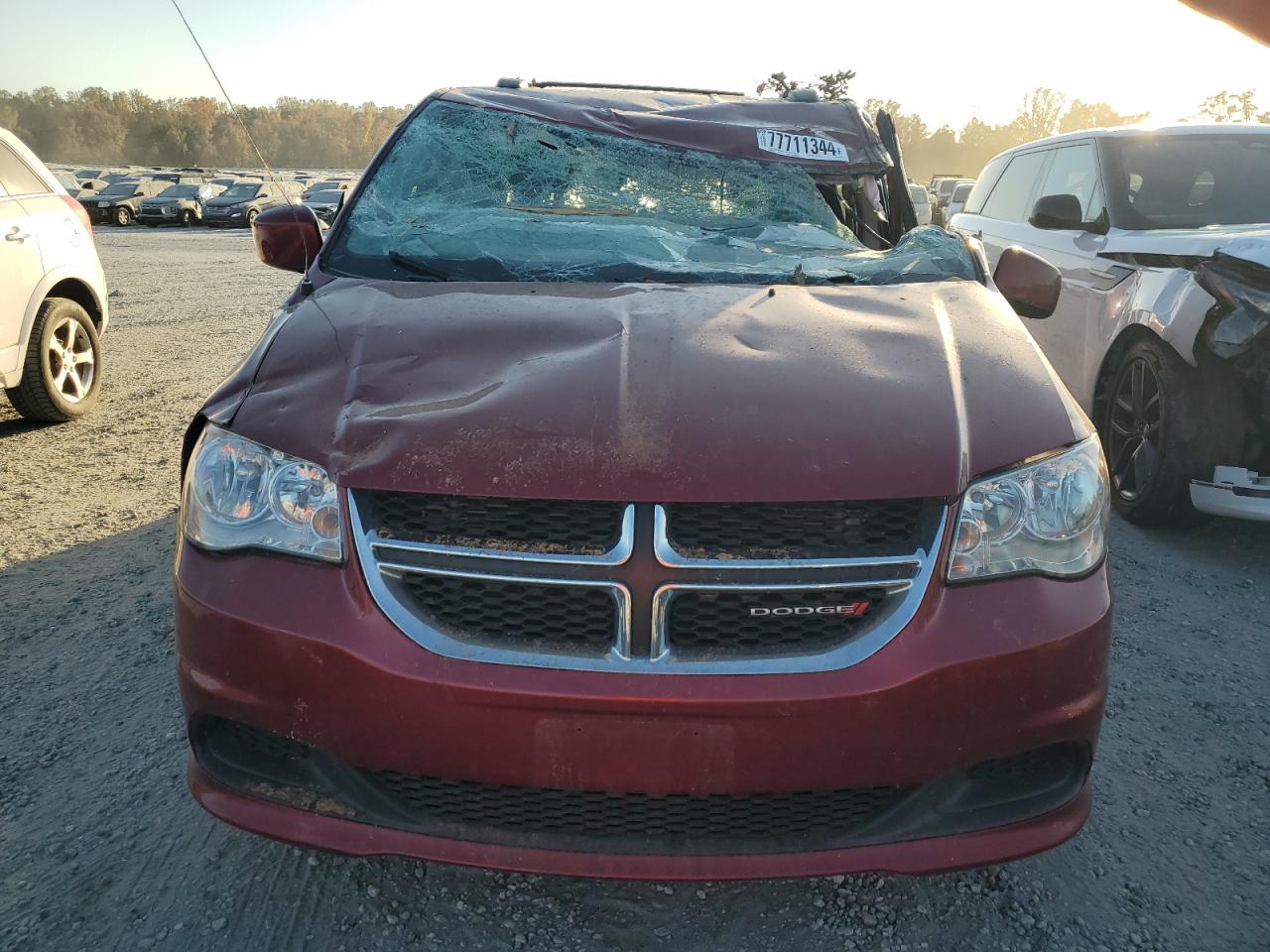 2015 Dodge Caravan VIN 2C4RDGCG8FR550798 Copart auction photo, all over damage thumbnail 5