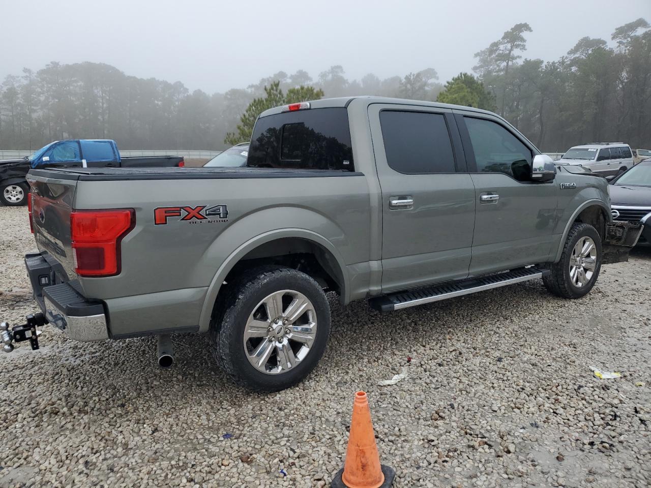 2019 Ford F-150 VIN 1FTEW1E59KKF16492 Copart auction photo, front end / minor dent/scratches damage thumbnail 3