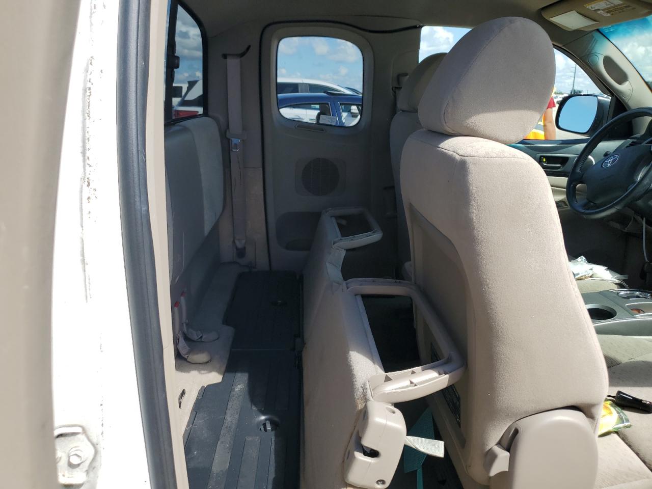 2006 Toyota Tacoma VIN 5TEUU42NX6Z224391 Copart auction photo, water/flood damage thumbnail 10