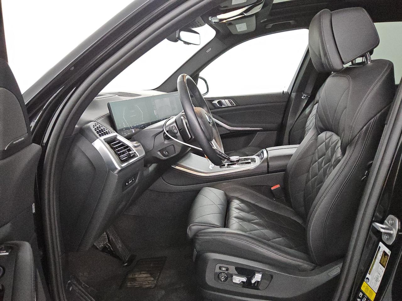 2024 BMW X5 VIN 5UX23EU07R9T82803 Copart auction photo, front end damage thumbnail 7