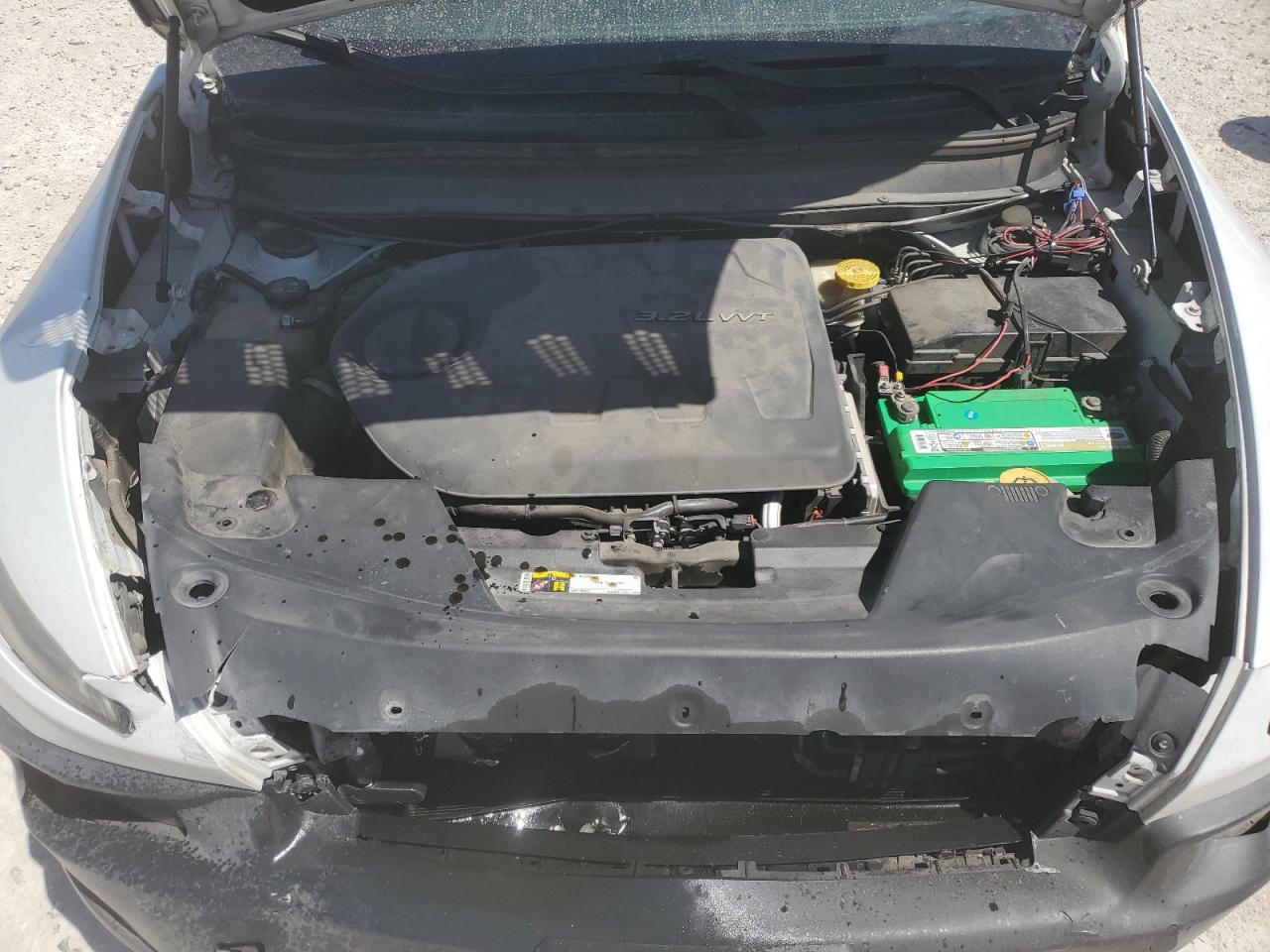 2014 Jeep Cherokee VIN 1C4PJMBS0EW125635 Copart auction photo, front end / hail damage thumbnail 13