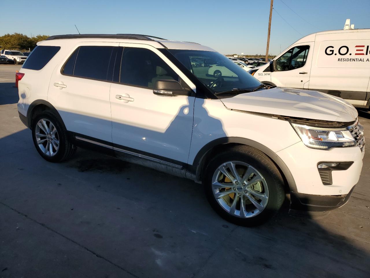 2019 Ford Explorer VIN 1FM5K7D8XKGA07343 Copart auction photo, front end damage thumbnail 4