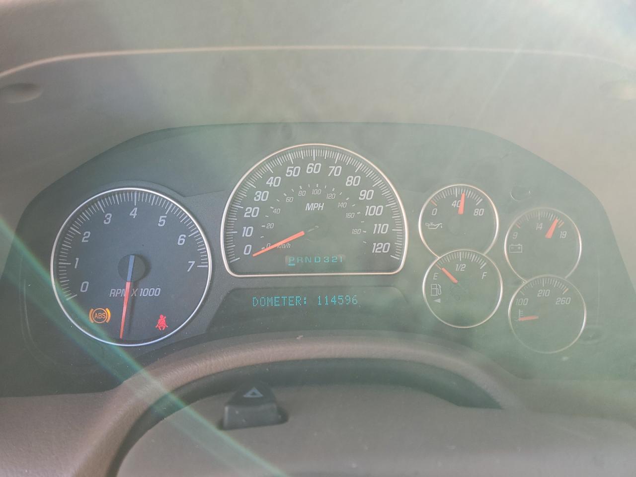 2004 GMC Envoy VIN 1GKDT13S642410568 Copart auction photo, side / rear end damage thumbnail 9