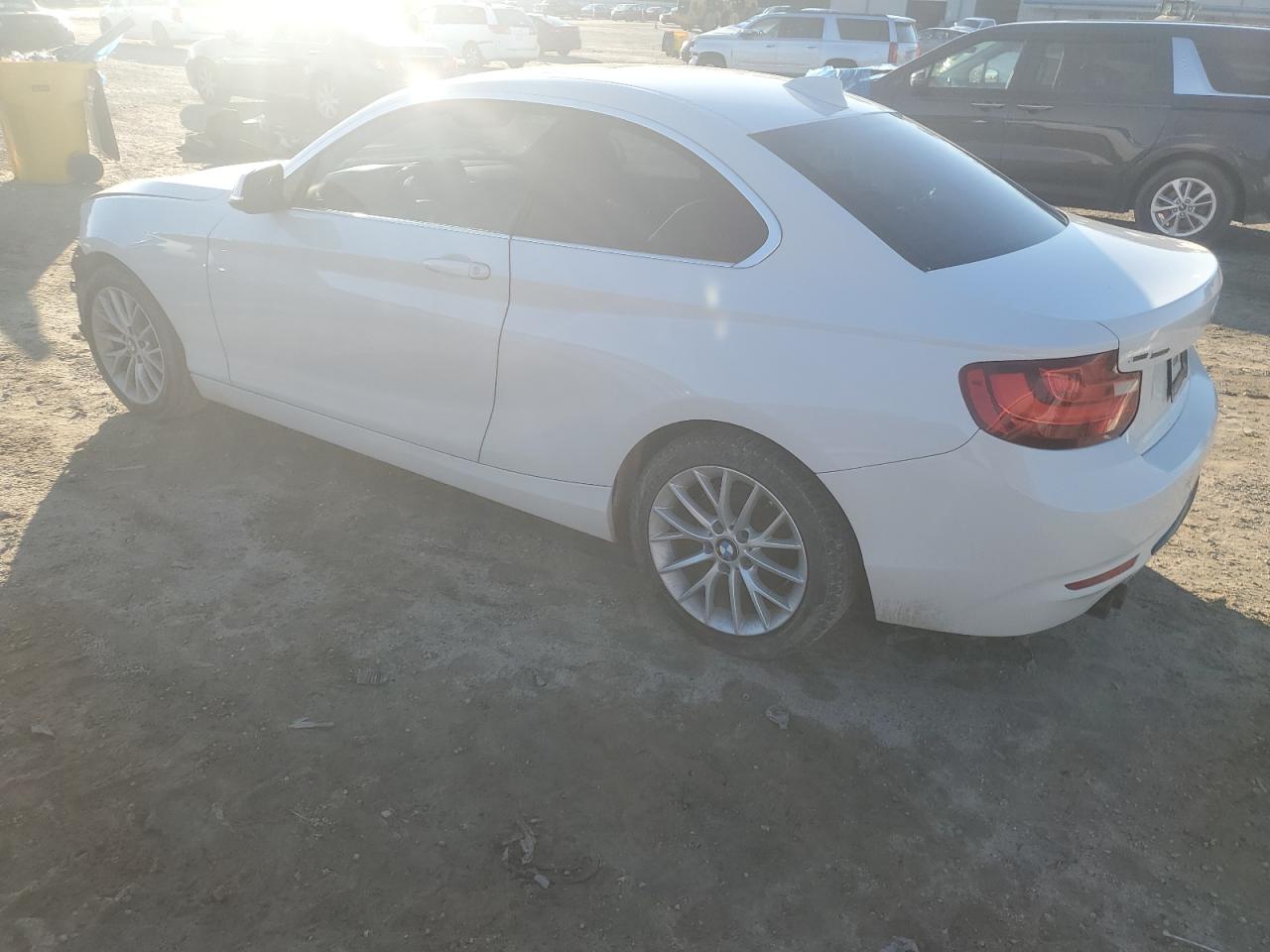 2016 BMW 2er VIN WBA1F9C55GV544759 Copart auction photo, front end damage thumbnail 2