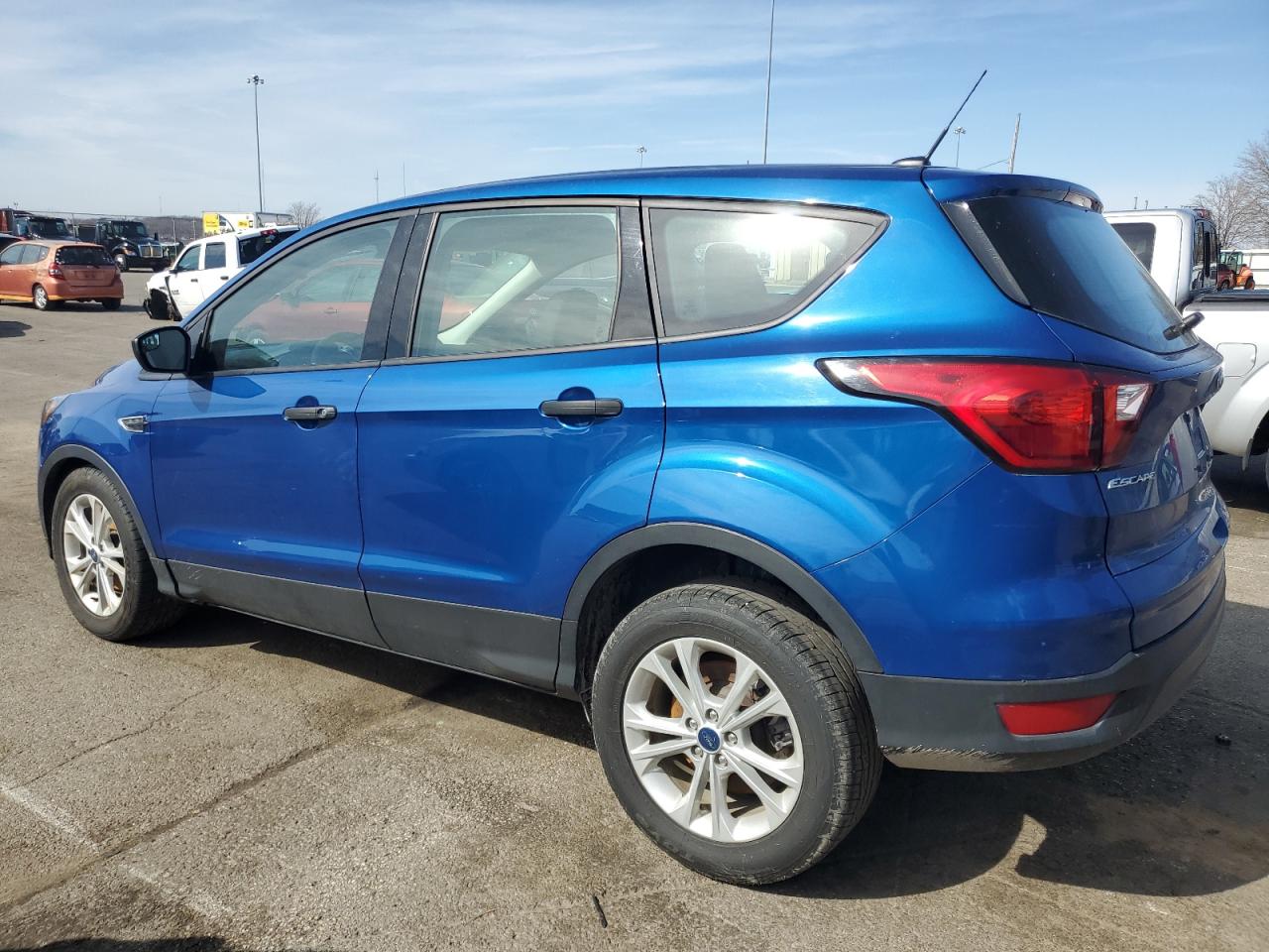 2019 Ford Escape VIN 1FMCU0F73KUA76504 Copart auction photo, front end / side damage thumbnail 2