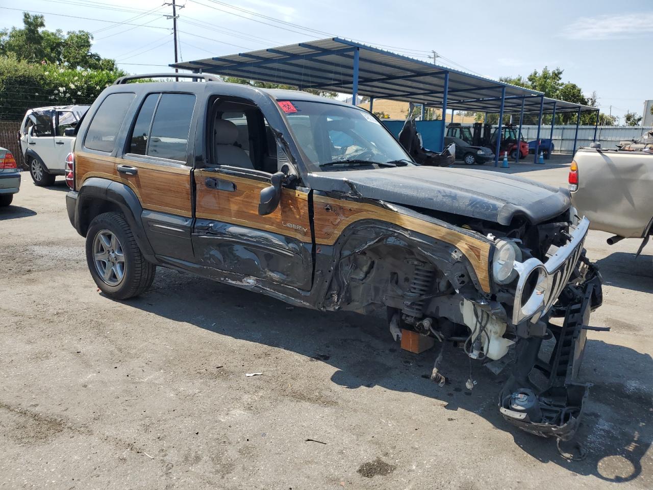 2004 Jeep Liberty (North America) VIN 1J8GL58K74W289401 Copart auction photo, front end / side damage thumbnail 4