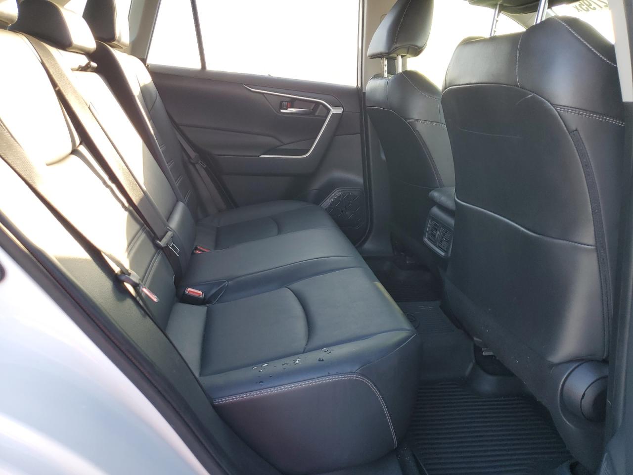 2019 Toyota RAV 4 VIN JTMC1RFV2KD032624 Copart auction photo, all over damage thumbnail 11
