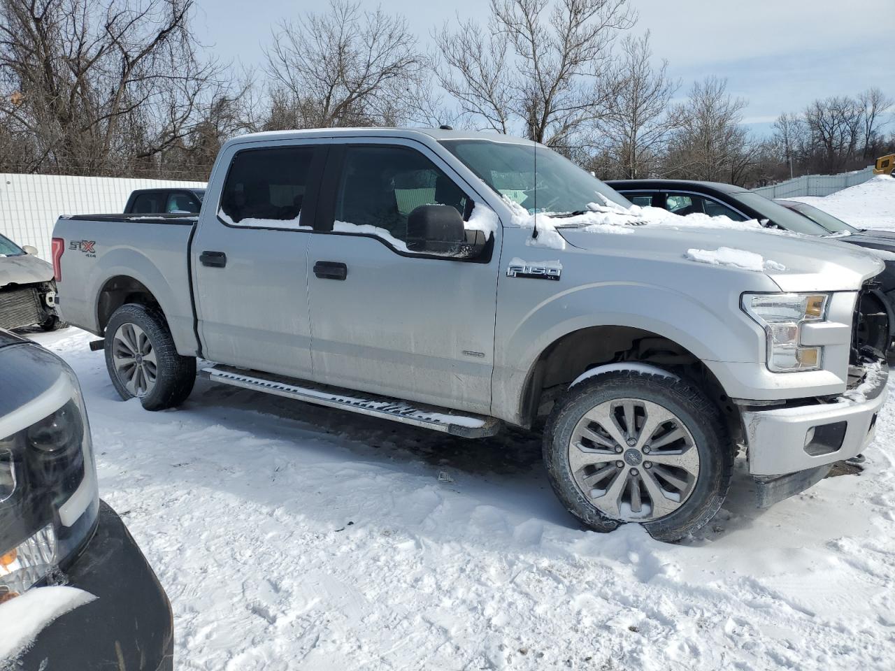 2017 Ford F-150 VIN 1FTEW1EP2HKC43602 Copart auction photo, front end damage thumbnail 4