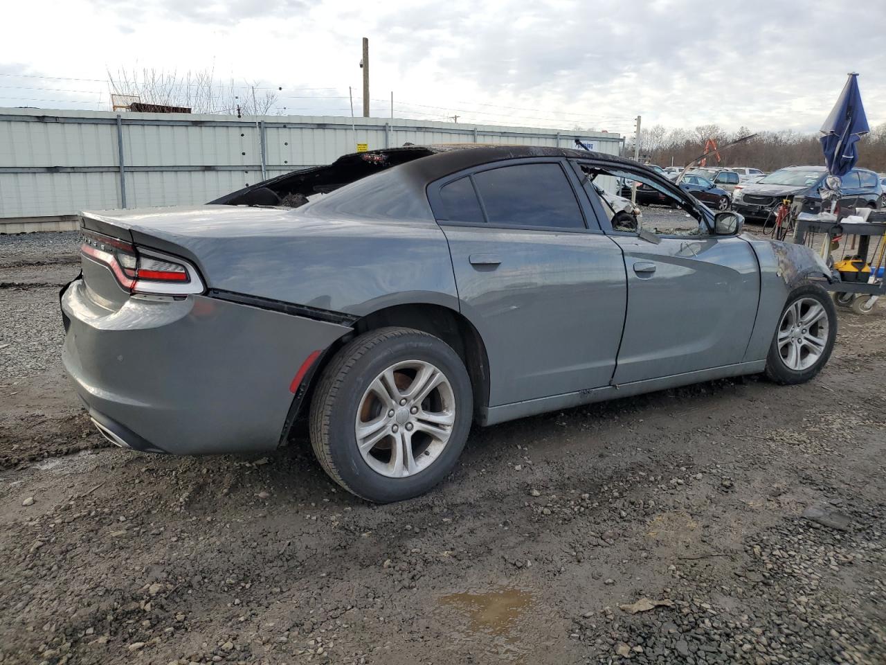 2019 Dodge Charger VIN 2C3CDXBG6KH695642 Copart auction photo, burn damage thumbnail 3