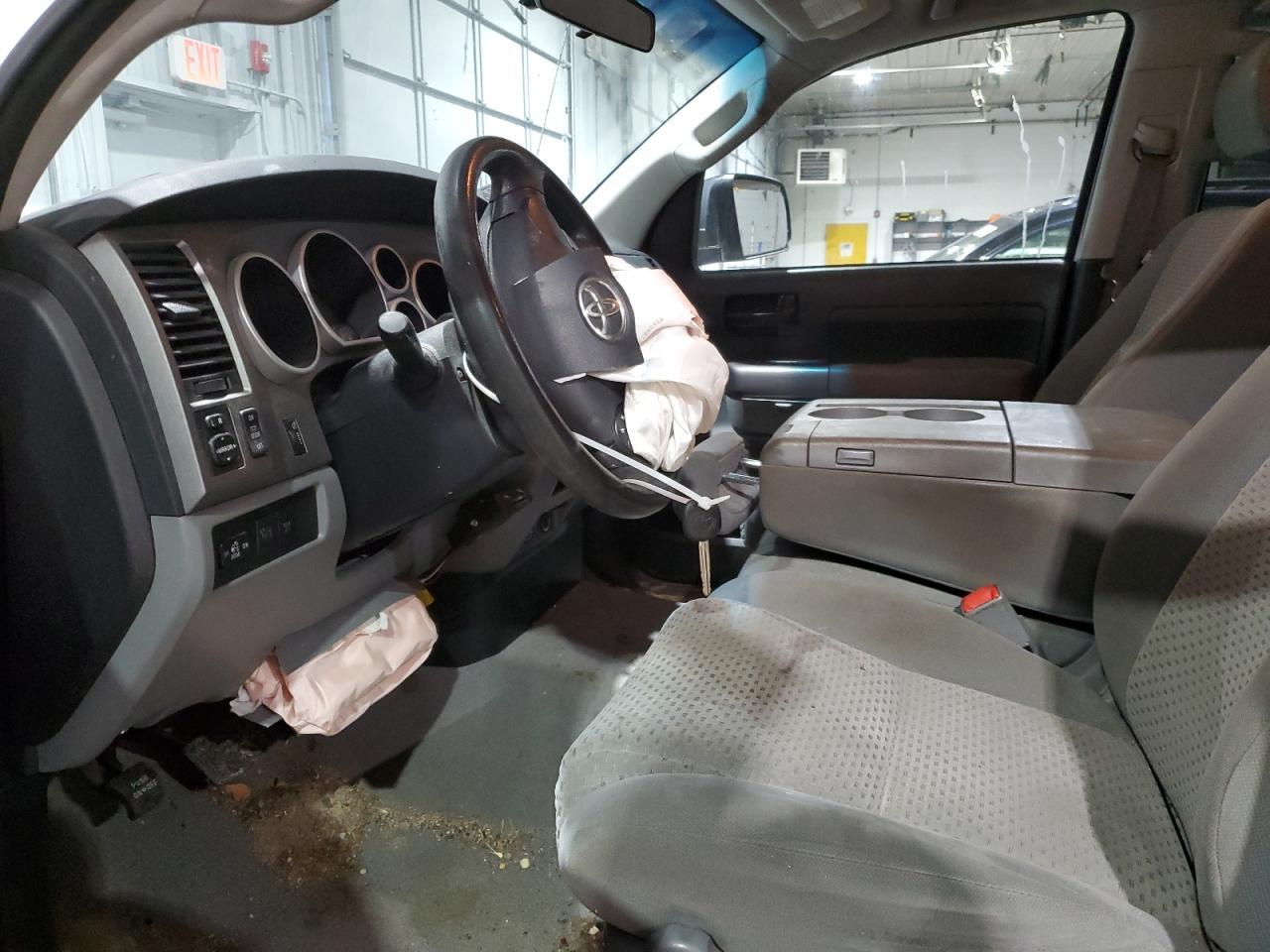2011 Toyota Tundra VIN 5TFUY5F17BX186198 Copart auction photo, front end / minor dent/scratches damage thumbnail 7