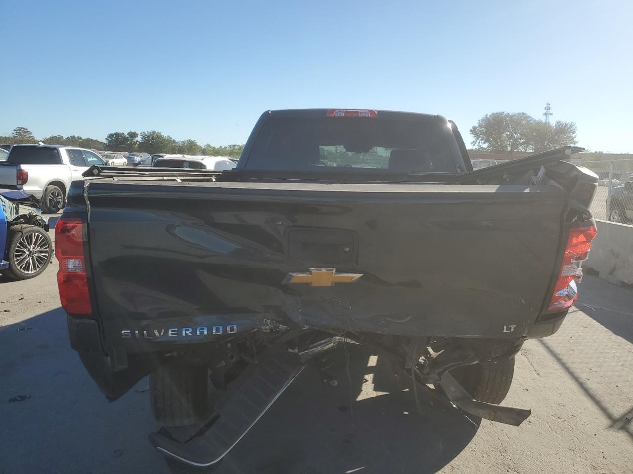 2018 Chevrolet Silverado VIN 1GCRCREC4JZ269430 Copart auction photo, rear end / front end damage thumbnail 6