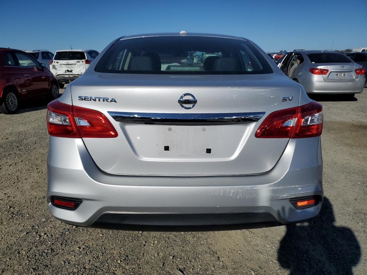 2018 Nissan Sentra VIN 3N1AB7AP0JL656435 Copart auction photo, front end damage thumbnail 6