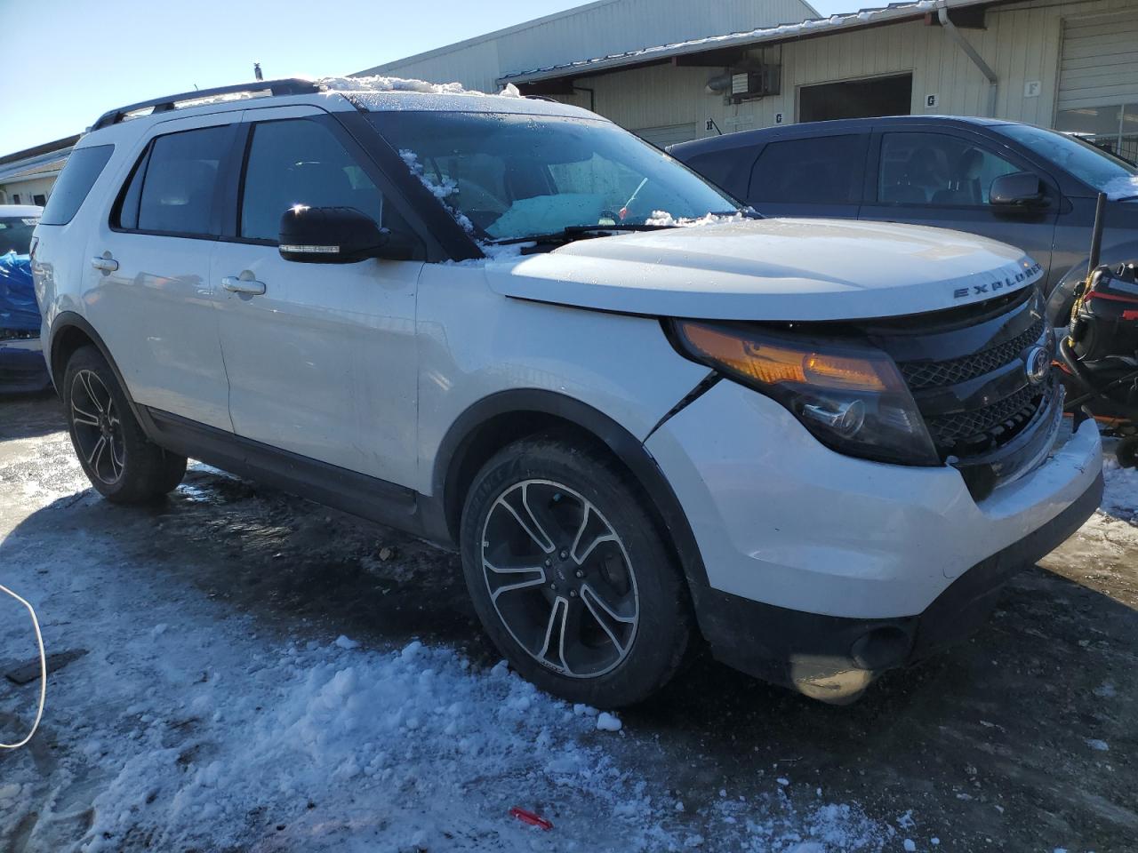 2015 Ford Explorer VIN 1FM5K8GT9FGB16985 Copart auction photo, front end damage thumbnail 4