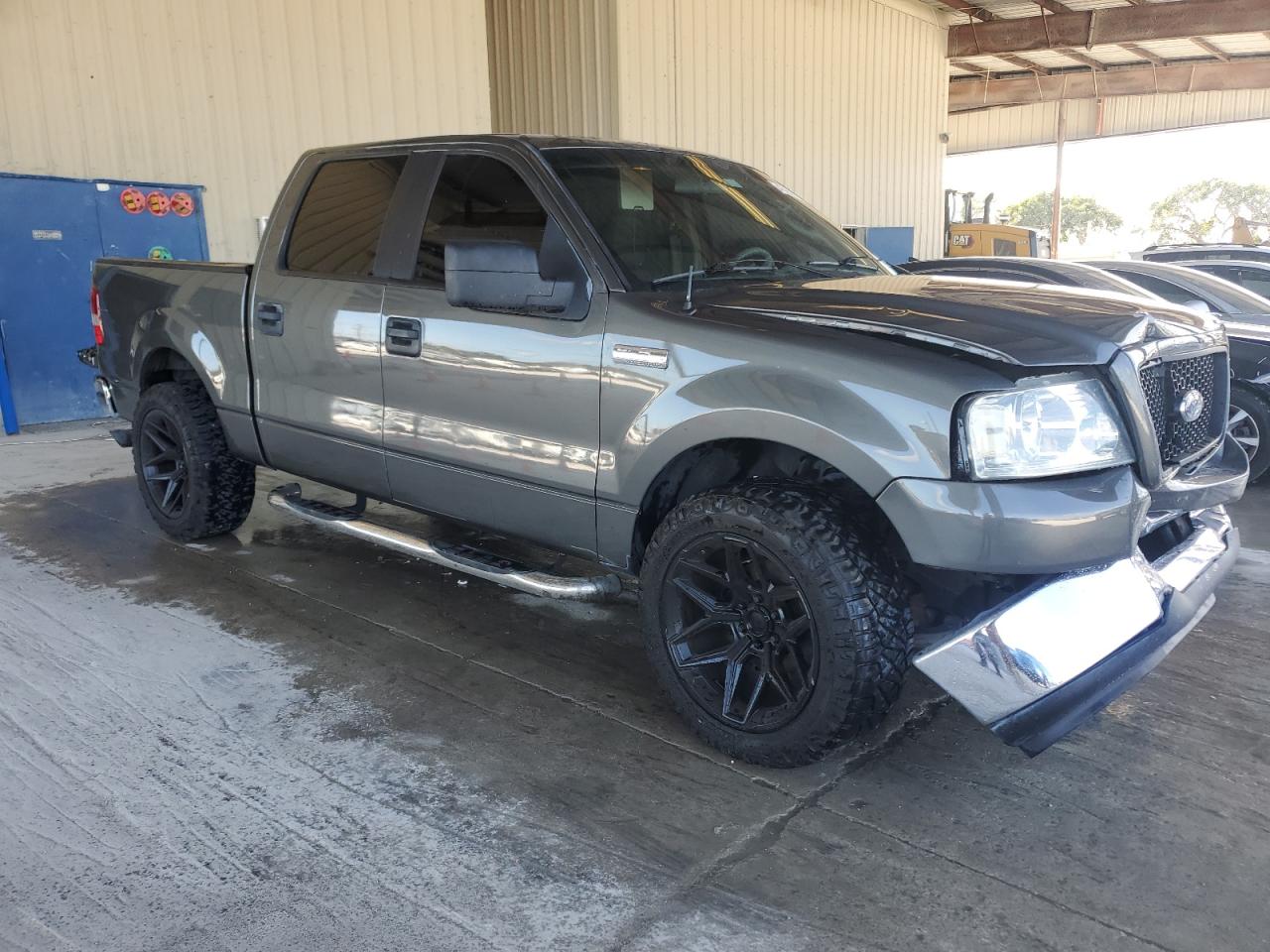 2006 Ford F-150 VIN 1FTPW12V86FB67790 Copart auction photo, front end damage thumbnail 4
