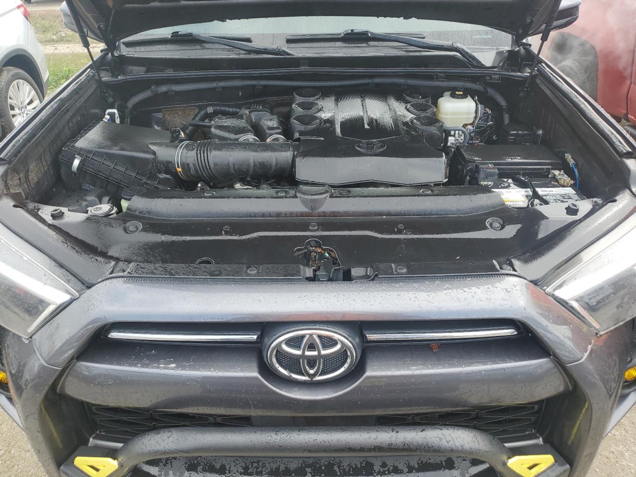 2021 Toyota 4Runner VIN JTEPU5JR1M5862418 Copart auction photo, water/flood / minor dent/scratches damage thumbnail 12