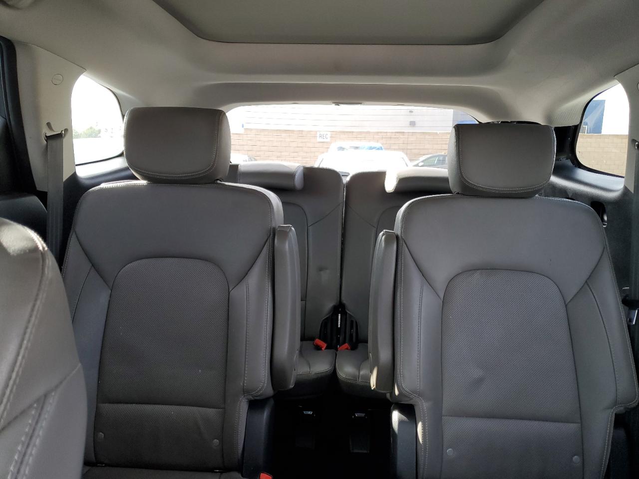 2019 Hyundai Santa Fe VIN KM8SR4HF3KU305028 Copart auction photo, rear end damage thumbnail 10
