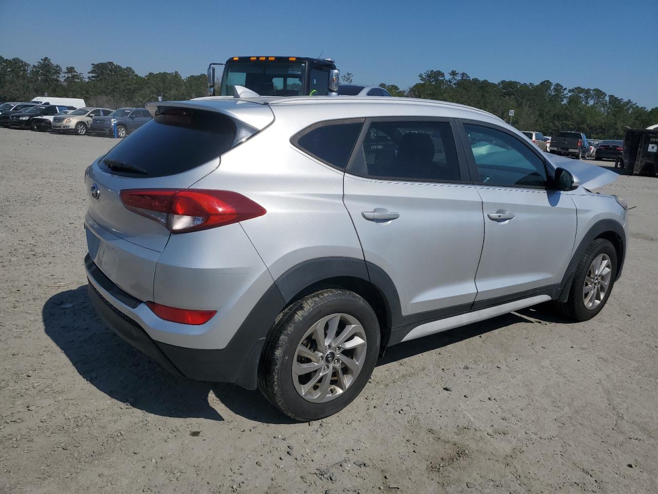 2017 Hyundai Tucson VIN KM8J33A41HU519296 Copart auction photo, front end damage thumbnail 3