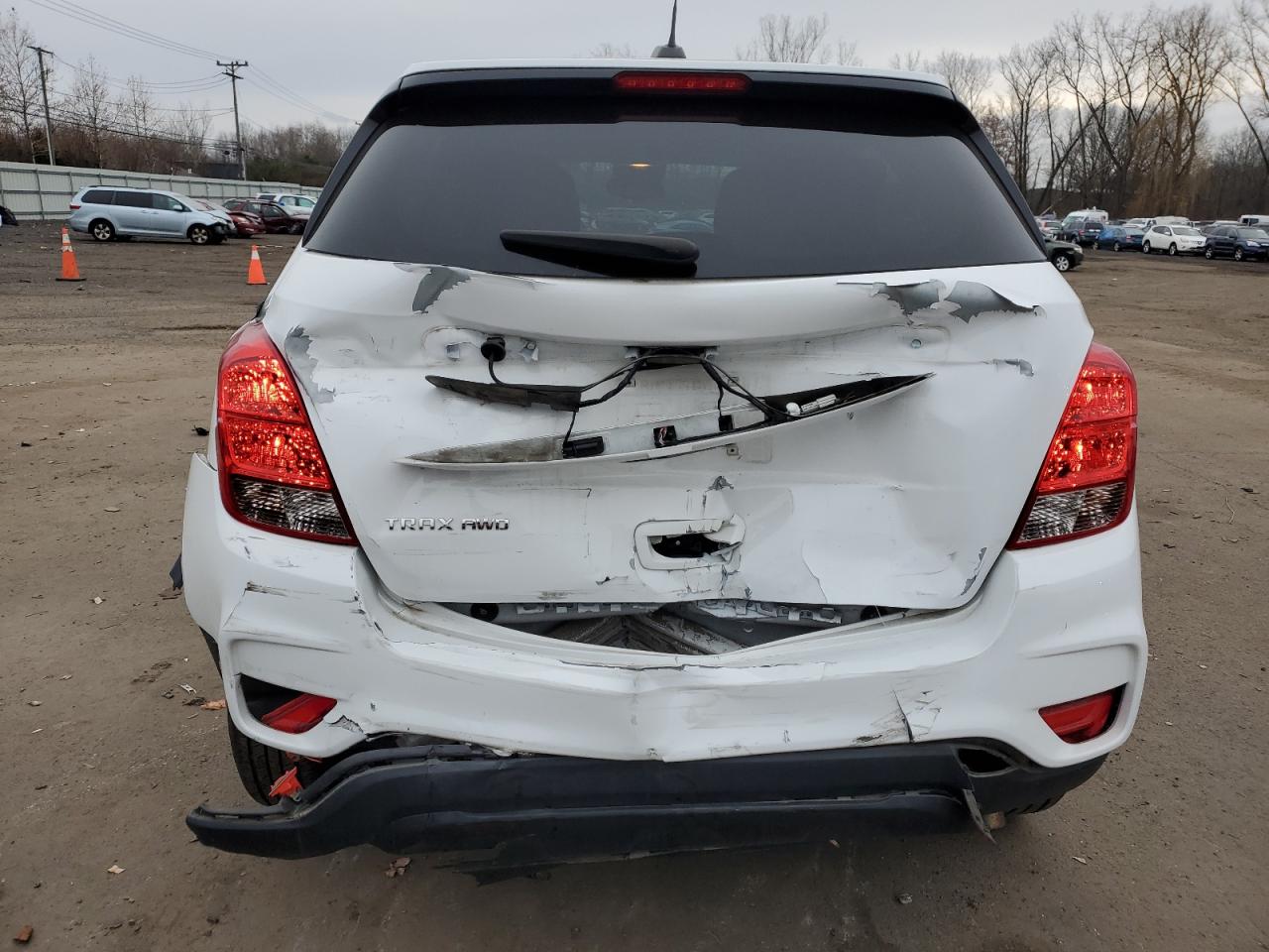 2020 Chevrolet Trax VIN KL7CJNSB5LB328042 Copart auction photo, front end / rear end damage thumbnail 6