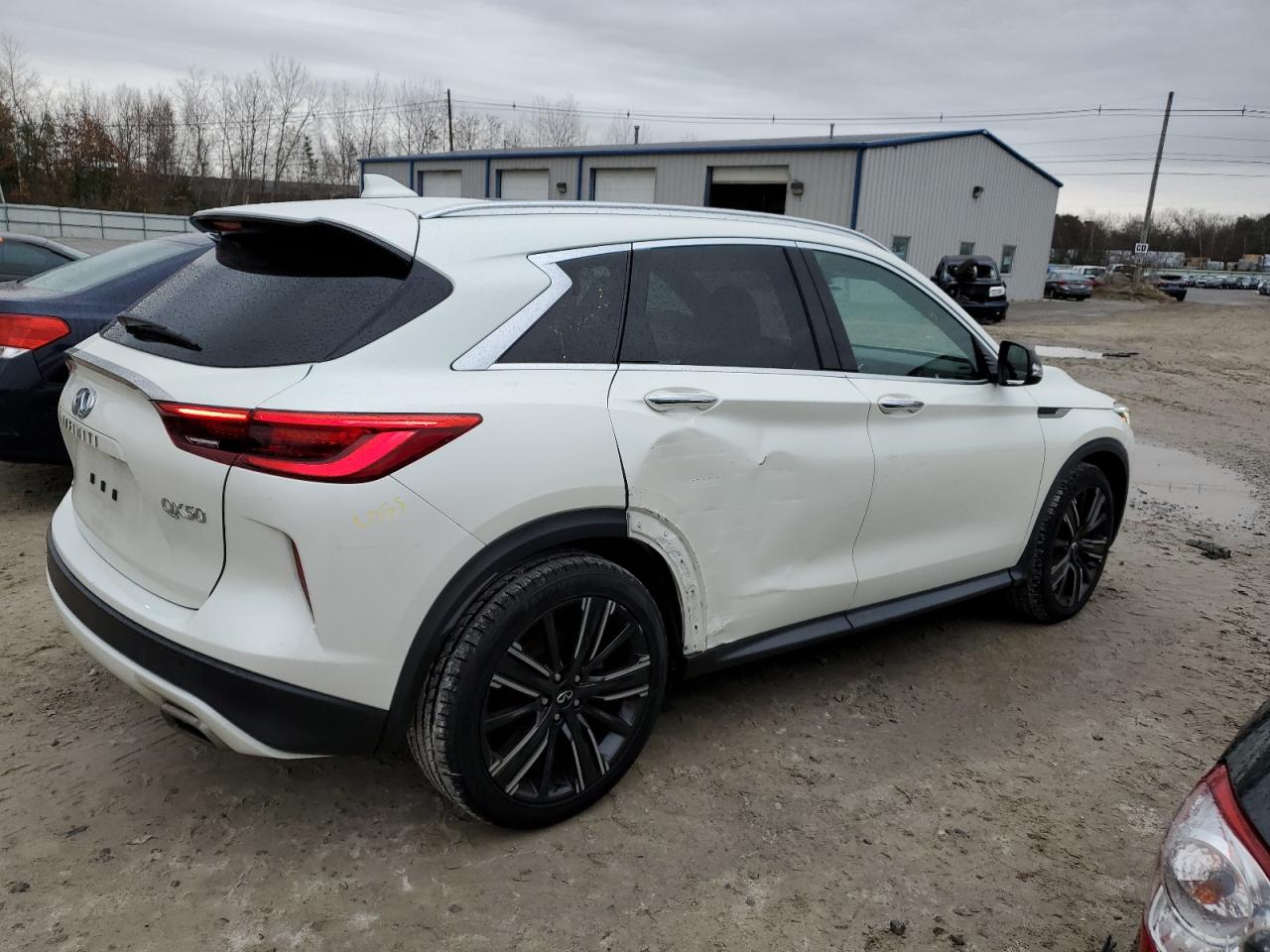 2021 Infiniti QX50 VIN 3PCAJ5BBXMF111255 Copart auction photo, side damage thumbnail 3