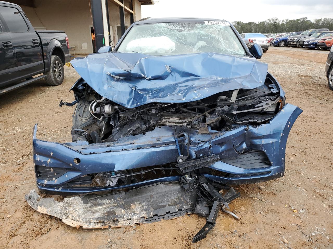 2020 Volkswagen Jetta VIN 3VWCB7BU6LM028836 Copart auction photo, front end / top/roof damage thumbnail 5