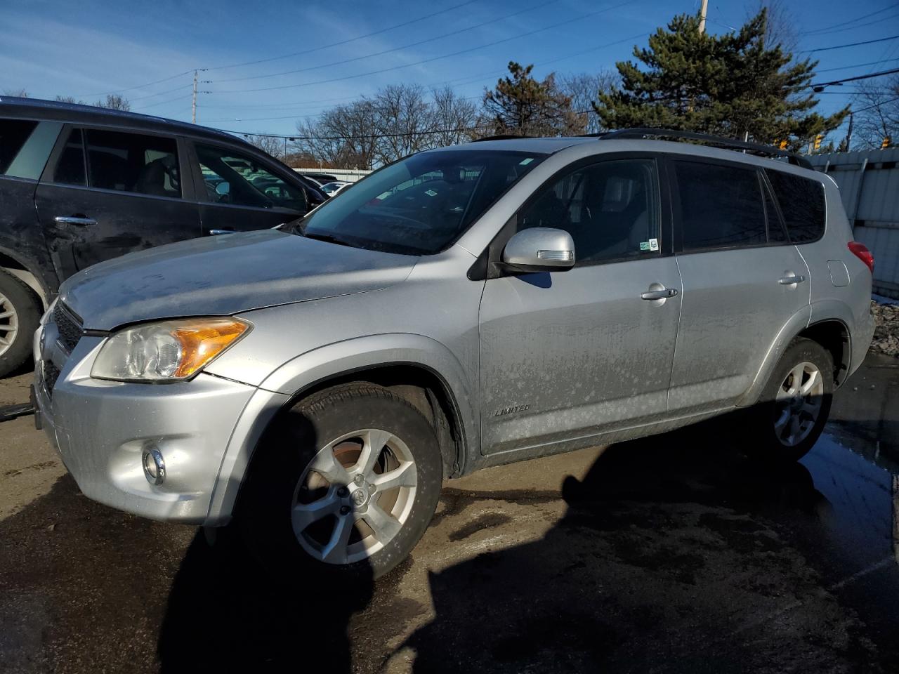 2009 Toyota RAV 4 VIN JTMBF31V195007574