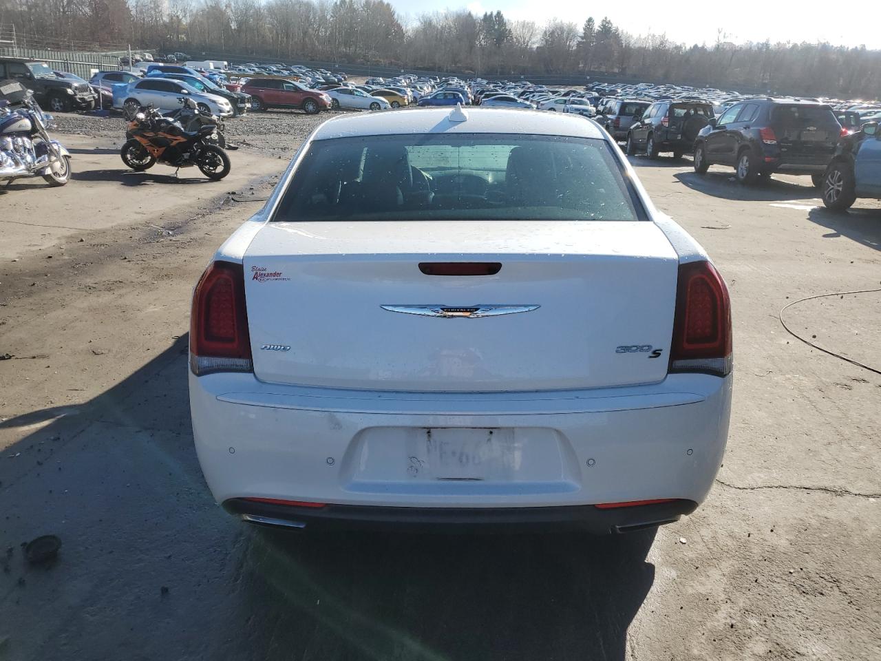 2016 Chrysler 300 VIN 2C3CCAGG6GH161976 Copart auction photo, front end damage thumbnail 6