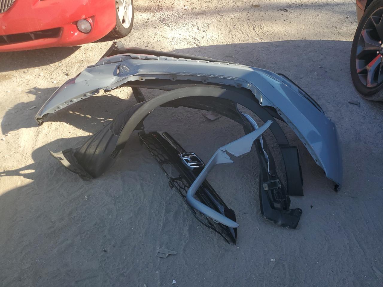 2022 Honda CR-V VIN 5J6RW1H8XNA023433 Copart auction photo, front end damage thumbnail 15
