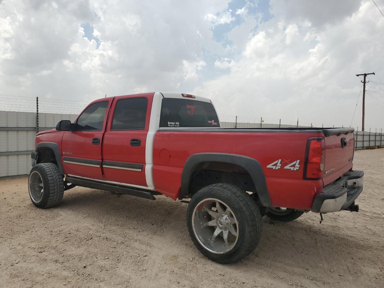 2003 Chevrolet Silverado VIN 1GCHK23133F104545 Copart auction photo, rear end damage thumbnail 2