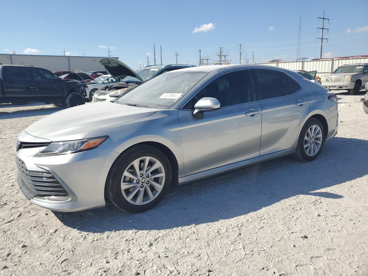 2022 Toyota Camry VIN 4T1C11AKXNU652393