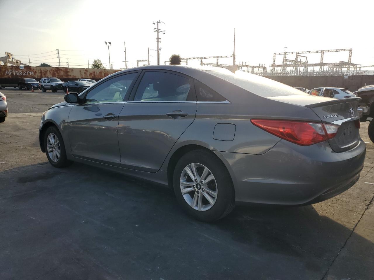 2013 Hyundai Sonata VIN 5NPEB4AC7DH735132 Copart auction photo, vandalism / stripped damage thumbnail 2