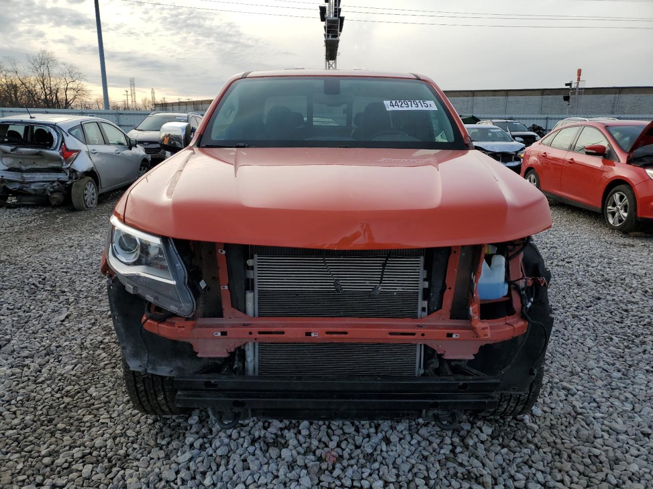 2016 Chevrolet Colorado VIN 1GCHTCE34G1300790 Copart auction photo, front end / undercarriage damage thumbnail 5