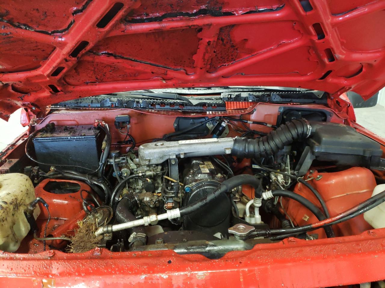 1992 GEO Tracker VIN 2CNBJ18U1N6917736 Copart auction photo, rollover damage thumbnail 11