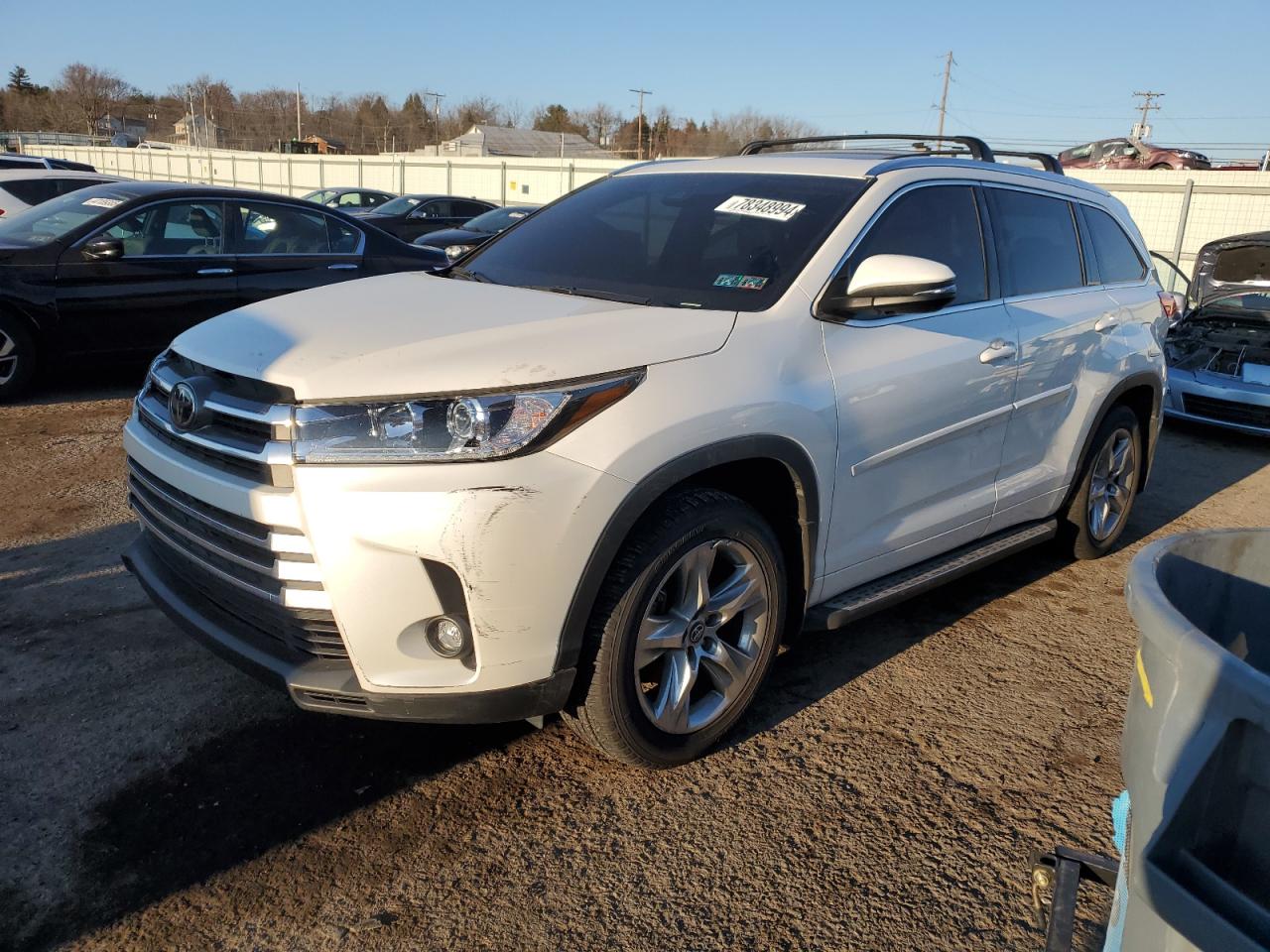 2019 Toyota Highlander VIN 5TDDZRFH7KS724728