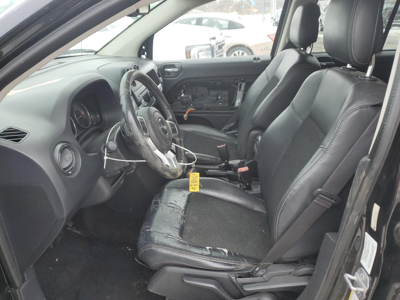 2014 Jeep Compass VIN 1C4NJDEB5ED659373 Copart auction photo, front end / minor dent/scratches damage thumbnail 7