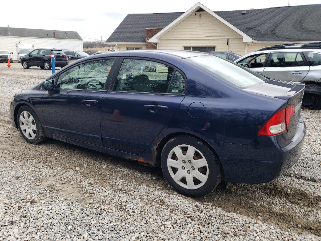 2009 Honda Civic VIN 19XFA16599E010384 Copart auction photo, normal wear damage thumbnail 2