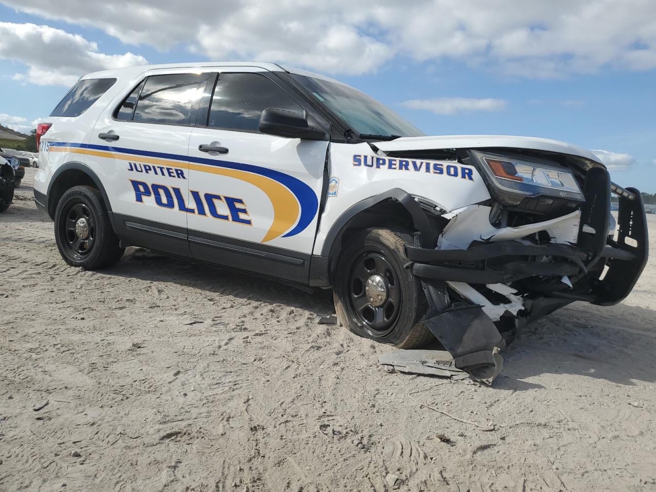 2018 Ford Explorer VIN 1FM5K8AR0JGA73465 Copart auction photo, front end / minor dent/scratches damage thumbnail 4