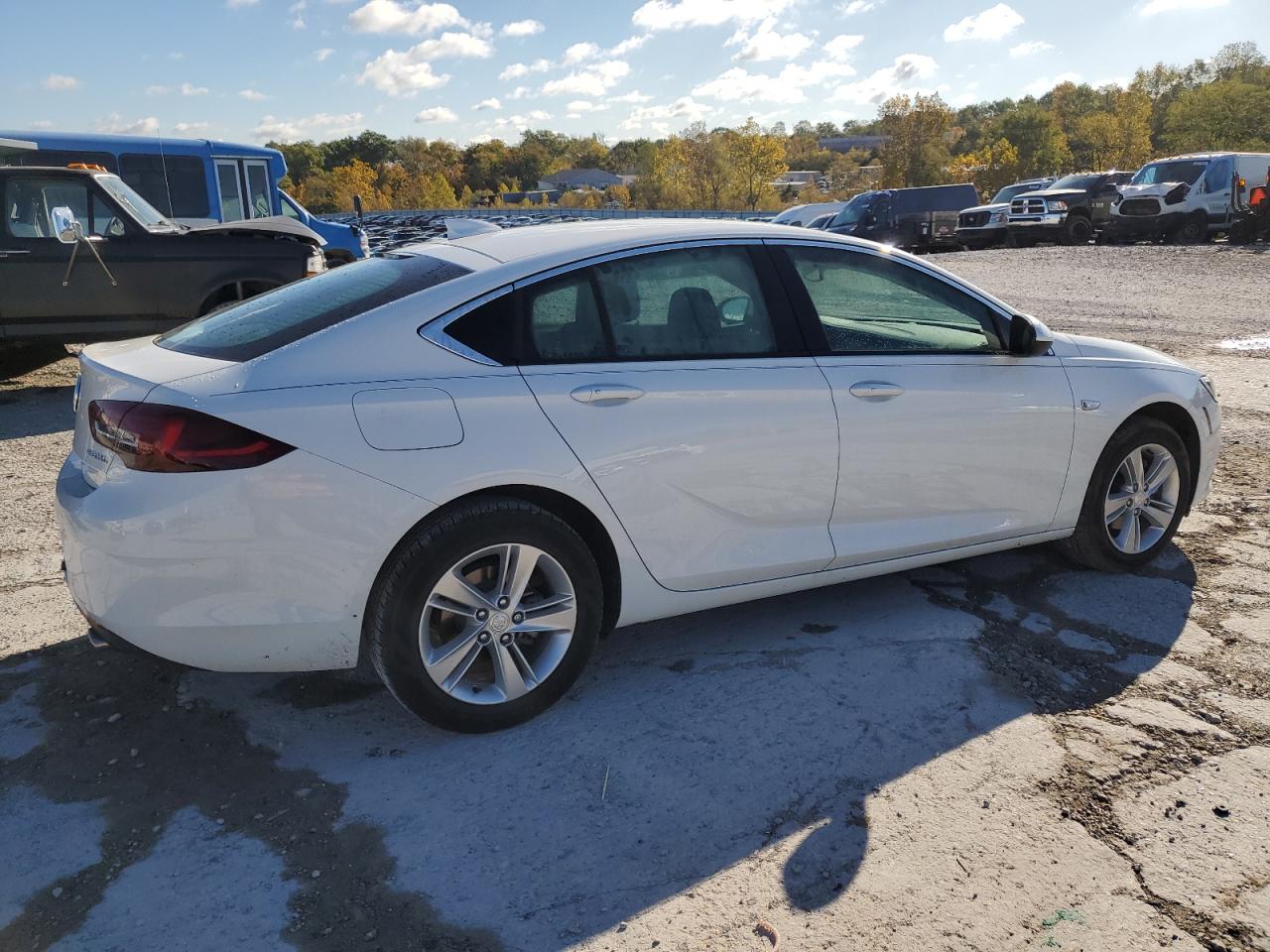 2018 Buick Regal VIN W04GL6SX4J1052921 Copart auction photo, front end / side damage thumbnail 3
