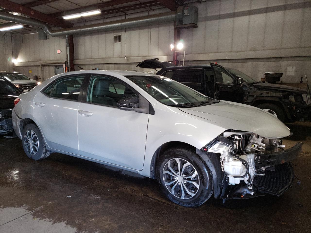 2018 Toyota Corolla VIN 2T1BURHE6JC978057 Copart auction photo, front end / minor dent/scratches damage thumbnail 4