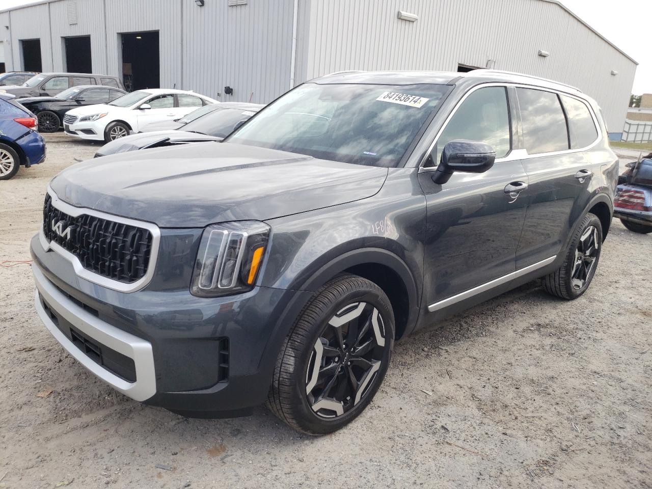 2024 KIA Telluride VIN 5XYP34GC1RG525637