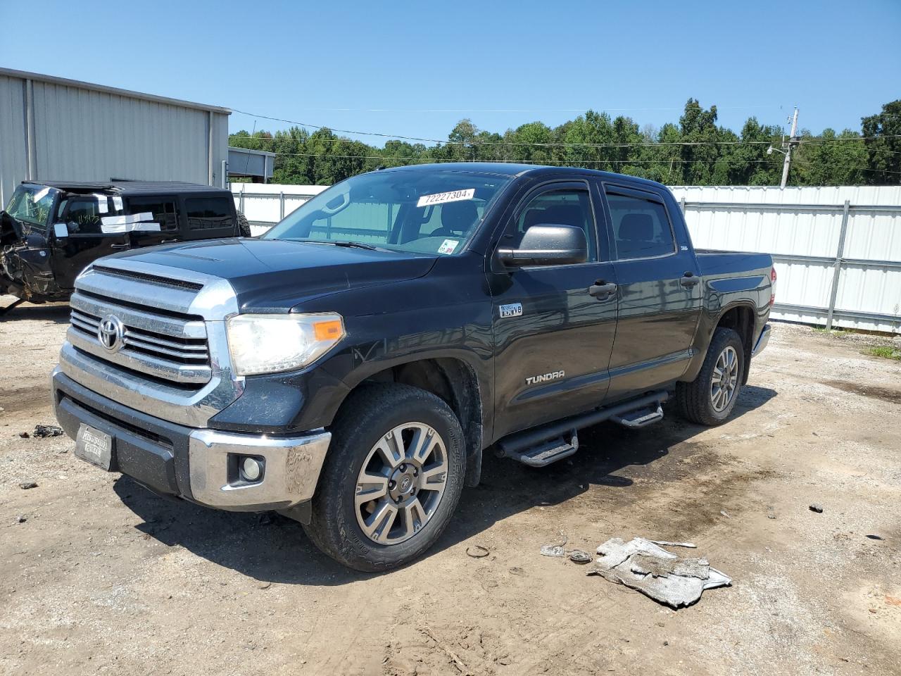 2016 Toyota Tundra VIN 5TFDW5F11GX567543