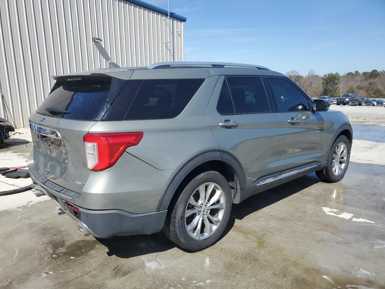 2020 Ford Explorer VIN 1FMSK8FH5LGC03925 Copart auction photo, rear end damage thumbnail 3