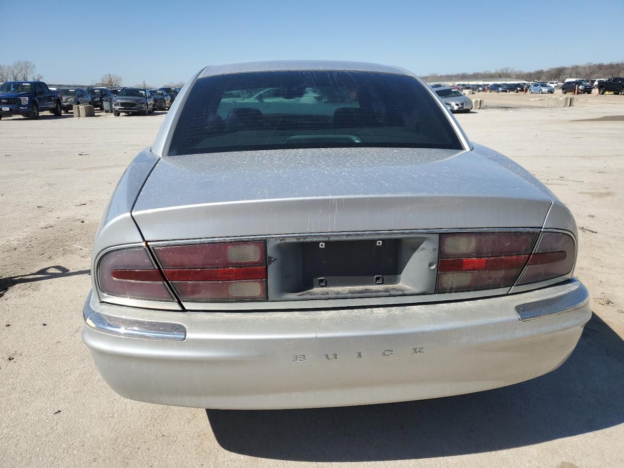 2000 Buick Park Avenue VIN 1G4CW52K8Y4184269 Copart auction photo, front end damage thumbnail 6
