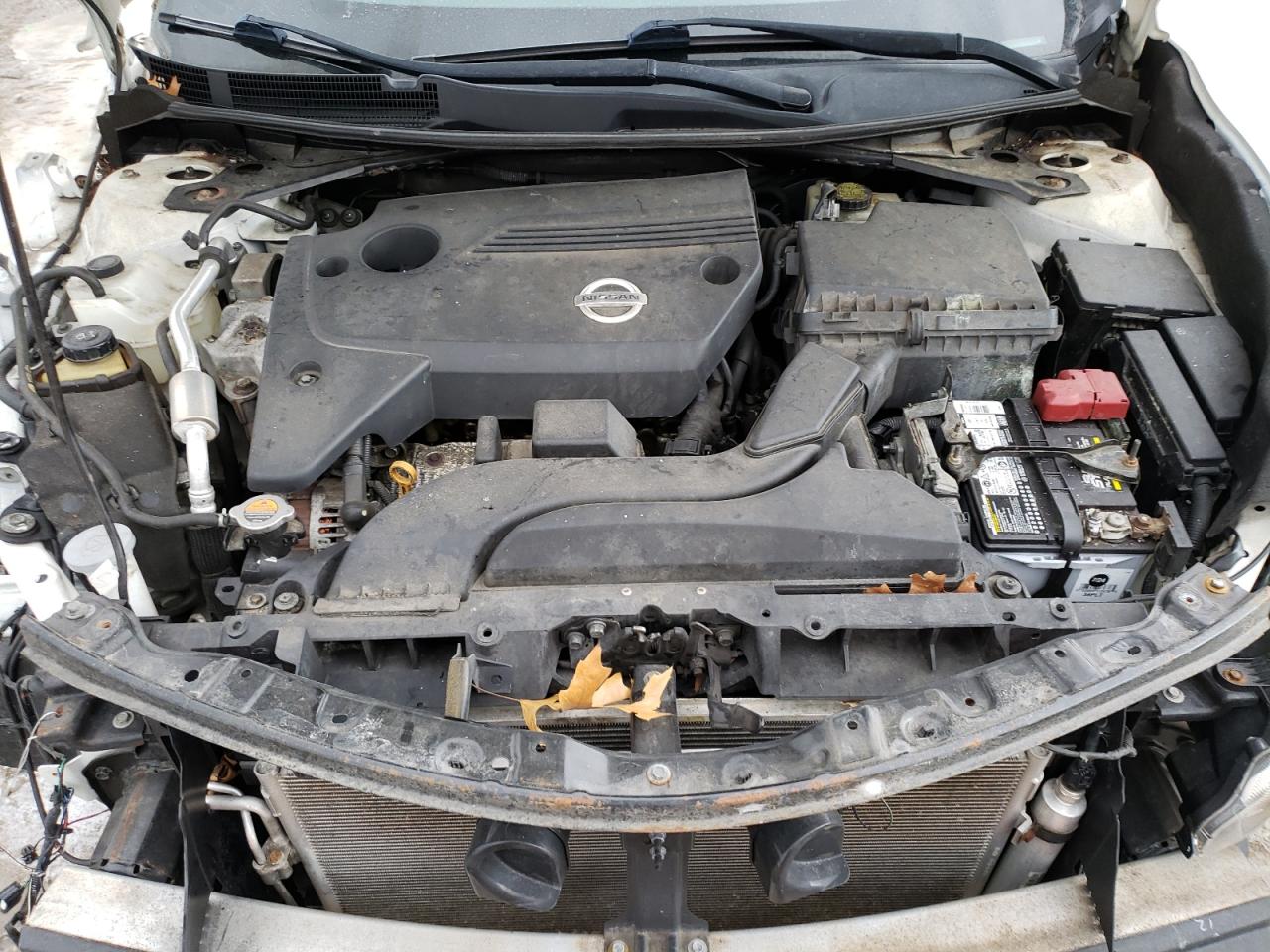 2015 Nissan Altima VIN 1N4AL3AP0FN345071 Copart auction photo, side / front end damage thumbnail 11